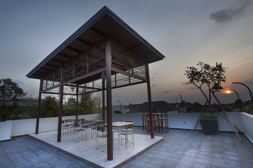 Zen Rooms Seminyak Kayu Jati Kültér fotó