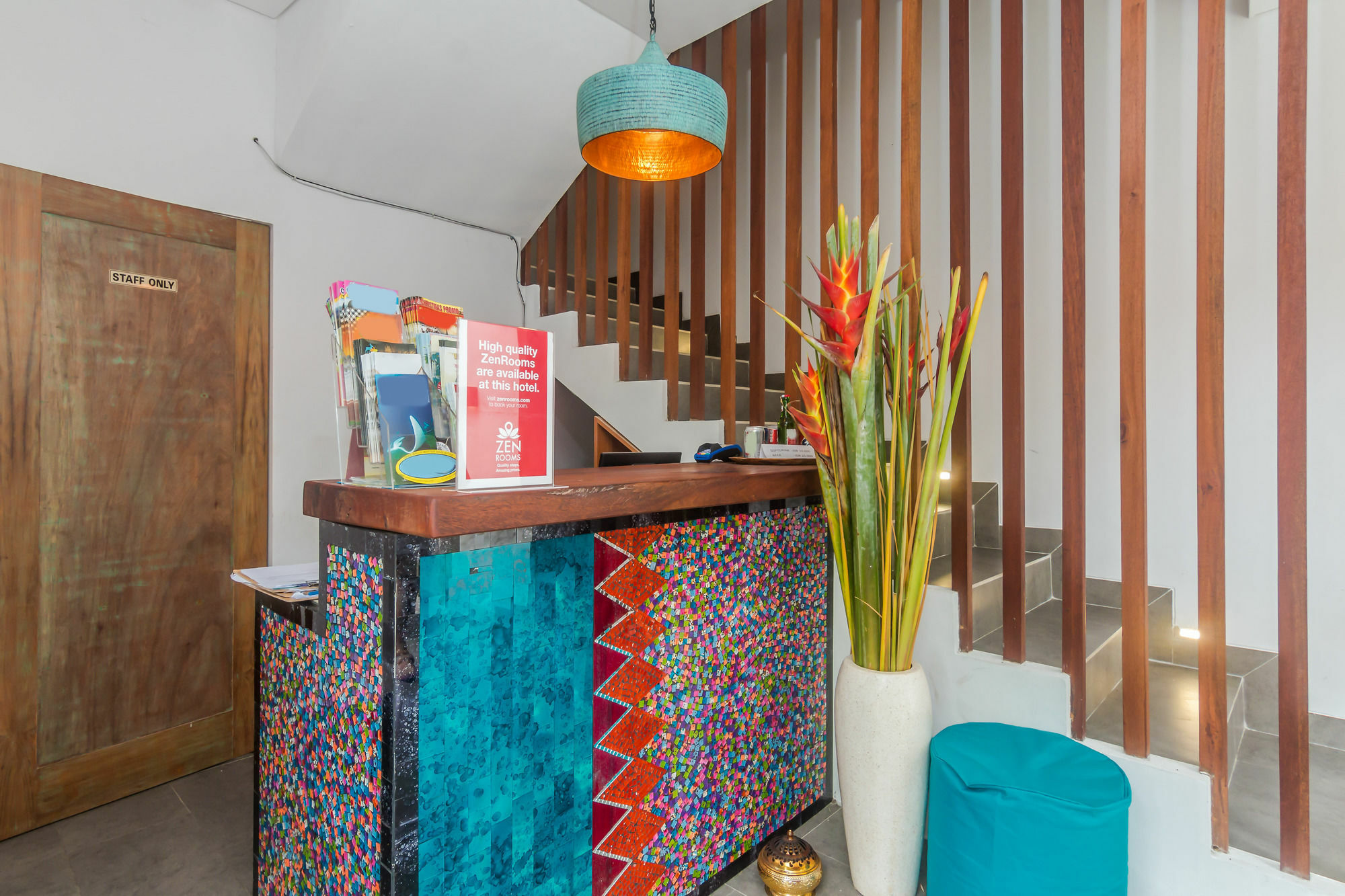 Zen Rooms Seminyak Kayu Jati Kültér fotó