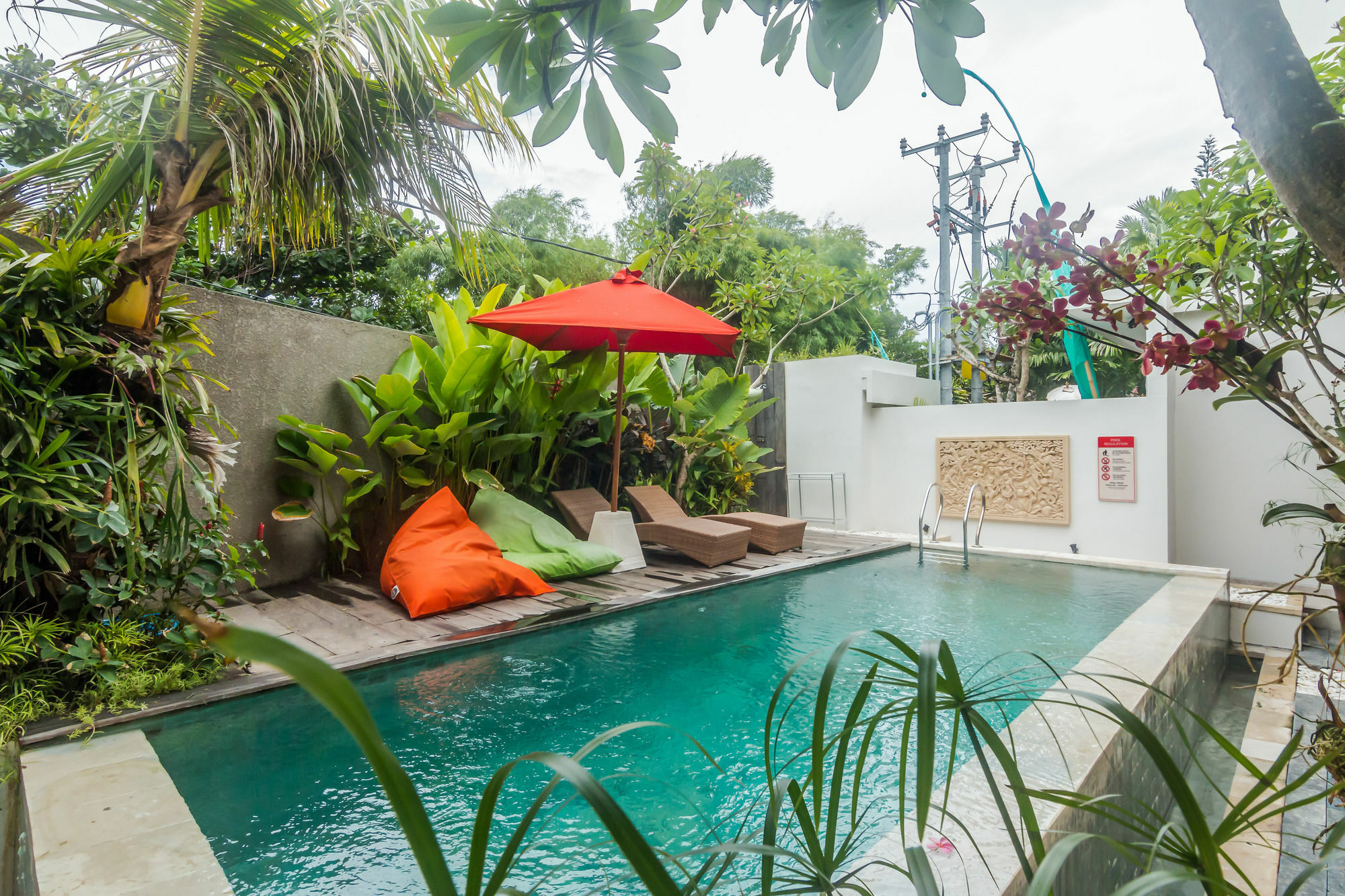 Zen Rooms Seminyak Kayu Jati Kültér fotó